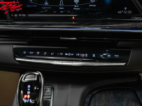 Used 2021 Cadillac Escalade Premium Luxury w/ Driver Assist Tech Package image 41