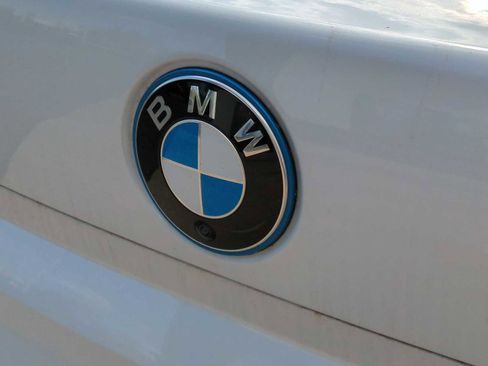 Used 2024 BMW i7 xDrive60 image 11