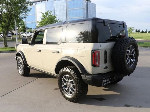 Used 2025 Ford Bronco Badlands AWD/4WD image 5