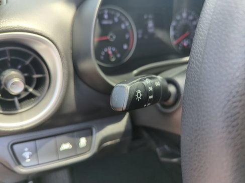 Used 2021 Kia Forte LXS FWD image 21
