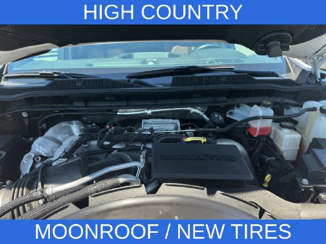 Used 2022 Chevrolet Silverado 3500 High Country w/ Safety Package II AWD/4WD image 22