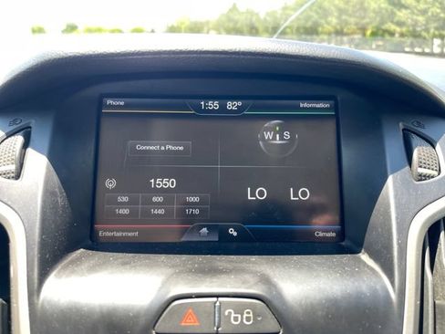 Used 2012 Ford Focus SEL FWD image 25