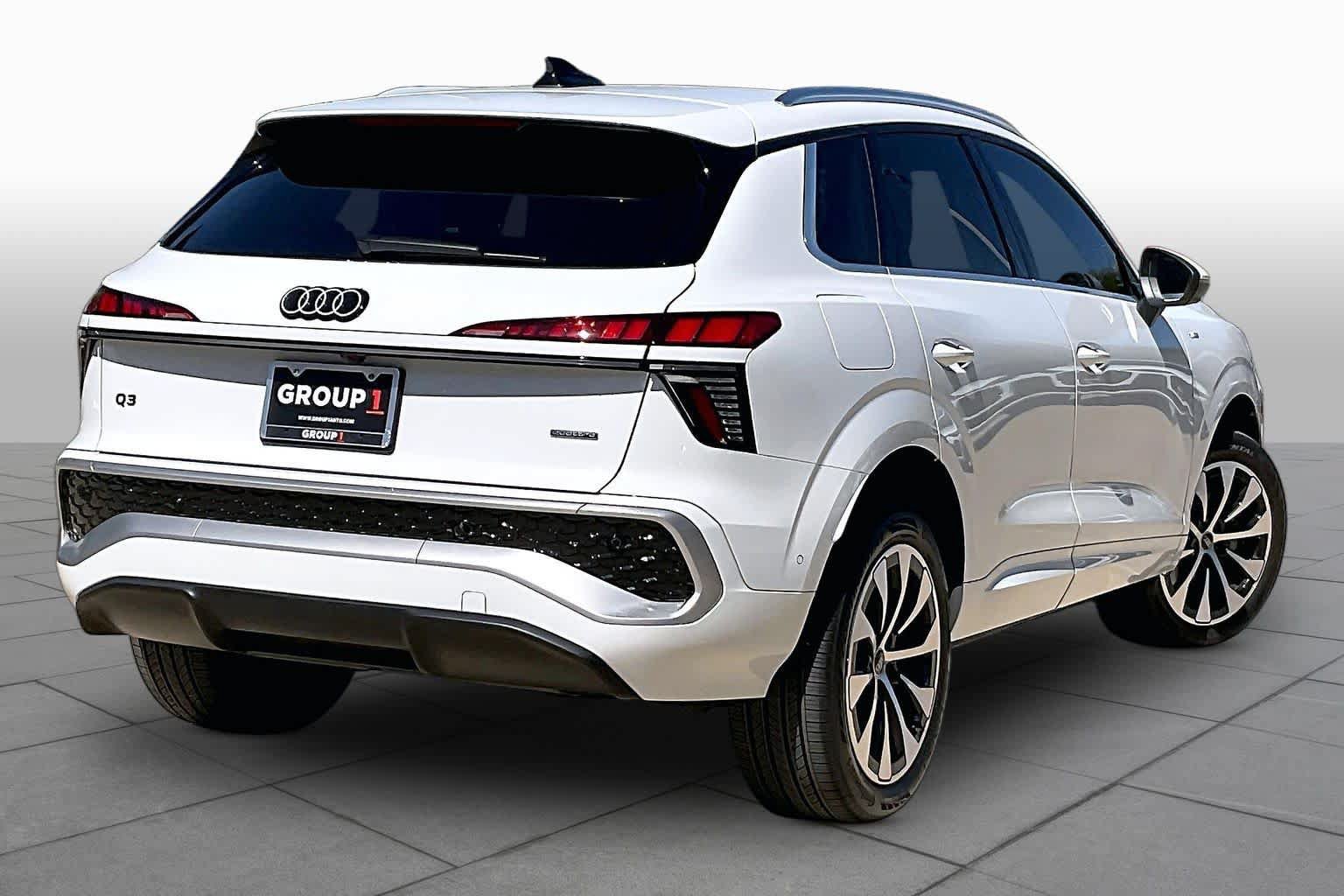 Used 2026 Audi Q3 quattro 2.0T w/ Driver Assistance Package AWD/4WD image 13