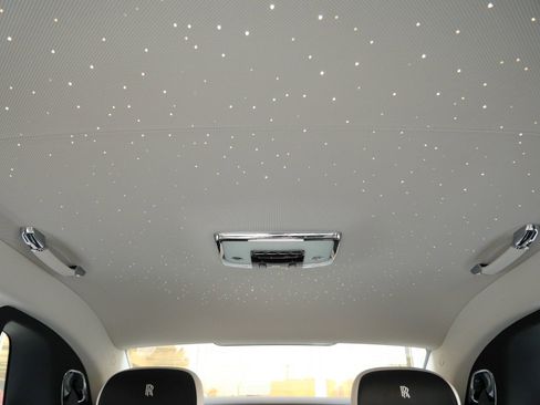 Used 2024 Rolls-Royce Ghost image 18