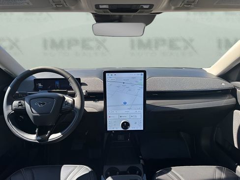 Used 2021 Ford Mustang Mach-E Premium image 14