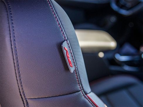 New 2025 Chevrolet TrailBlazer RS w/ Convenience Package image 17