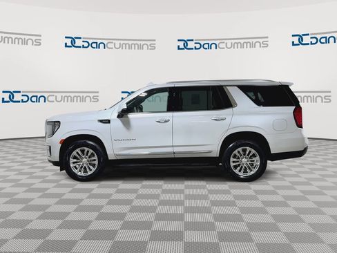 Used 2023 GMC Yukon SLT w/ SLT Premium Package AWD/4WD image 5