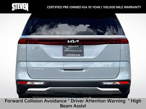 Certified 2023 Kia Carnival SX FWD image 6