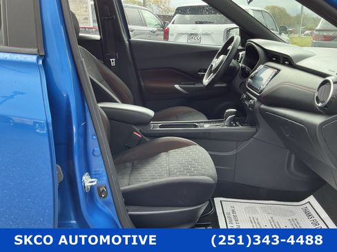Used 2022 Nissan Kicks SR image 13