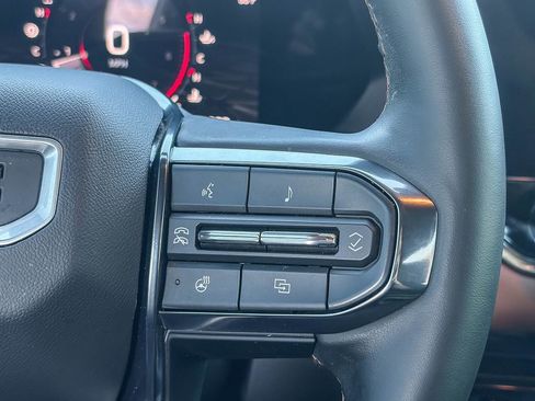 Used 2023 GMC Canyon AT4 w/ AT4 Premium Package image 19