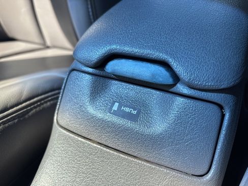 Used 1993 Dodge Intrepid ES image 32