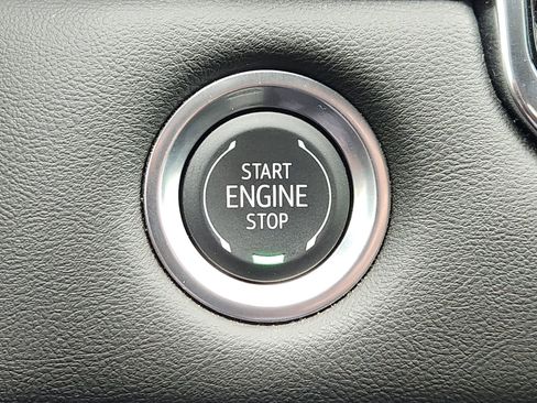 New 2025 GMC Canyon Elevation w/ Convenience Package image 25