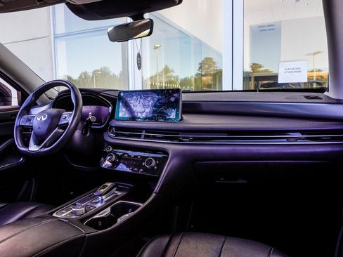 Used 2023 INFINITI QX60 Luxe w/ Performance Audio Package image 14