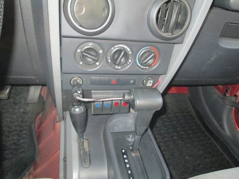 Used 2009 Jeep Wrangler Unlimited X w/ Trailer Tow Group AWD/4WD image 16