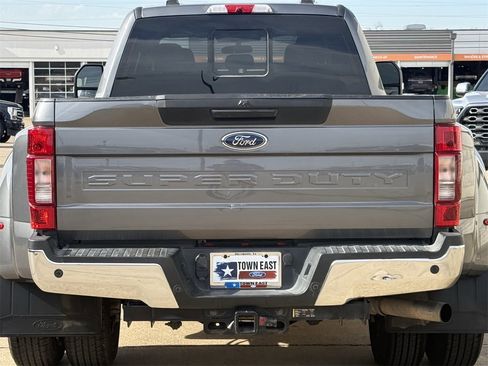 Certified 2022 Ford F350 XLT image 6
