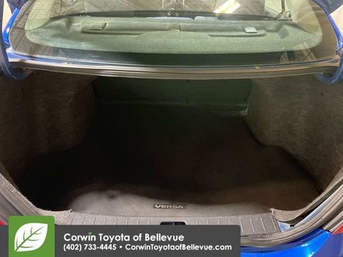 Used 2014 Nissan Versa SV image 16