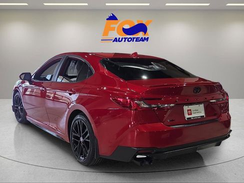 Certified 2025 Toyota Camry SE w/ Convenience Package FWD image 3