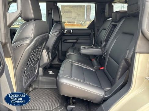 New 2025 Ford Bronco Badlands image 25