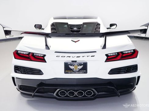 Used 2026 Chevrolet Corvette ZR1 RWD image 8