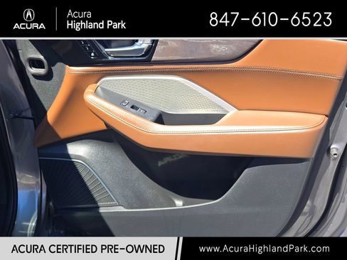 Used 2023 Acura MDX SH-AWD w/ Advance Package image 11
