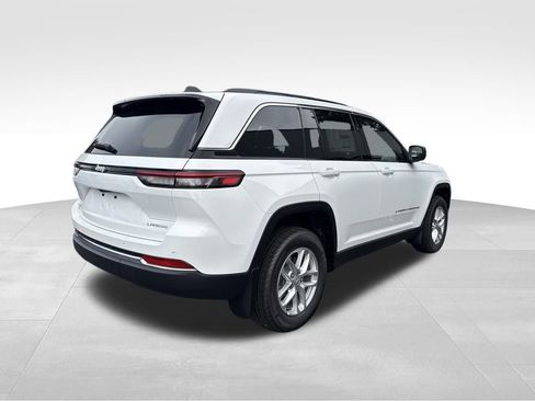 New 2025 Jeep Grand Cherokee Laredo X w/ Trailer Tow Package image 8