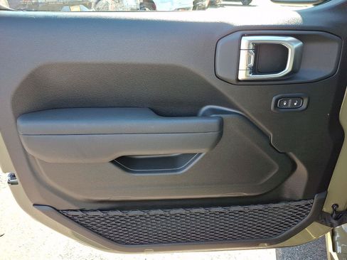 New 2026 Jeep Wrangler Sport AWD/4WD image 9