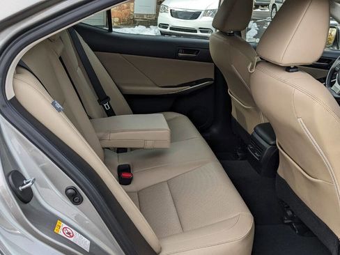 Used 2018 Lexus IS 300 AWD w/ Comfort Package image 28