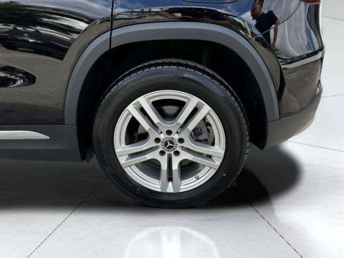 Used 2021 Mercedes-Benz GLA 250 4MATIC w/ Premium Package image 55