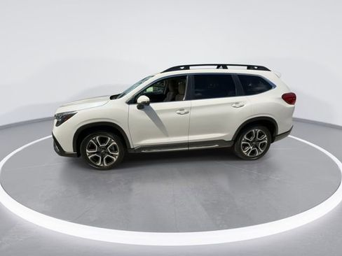 Used 2023 Subaru Ascent Limited AWD/4WD image 4