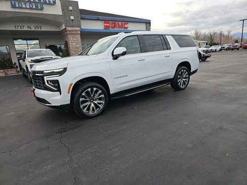 New 2026 Chevrolet Suburban High Country image 48
