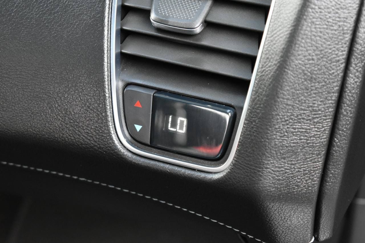 Used 2014 Chevrolet Corvette Stingray Coupe w/ Battery Protection Package RWD image 38