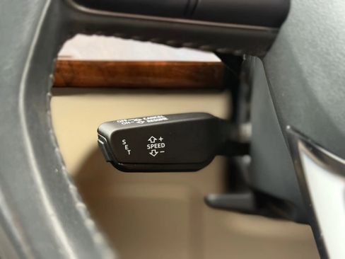 Used 2018 Audi Q5 2.0T Premium Plus image 25