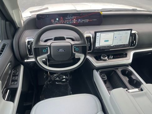 New 2025 Ford Expedition Max Platinum image 20