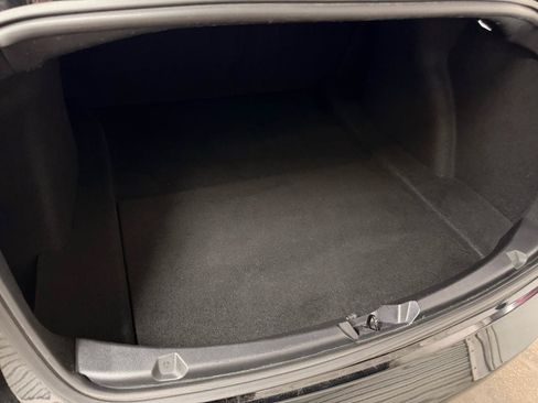 Used 2018 Tesla Model 3 RWD image 12