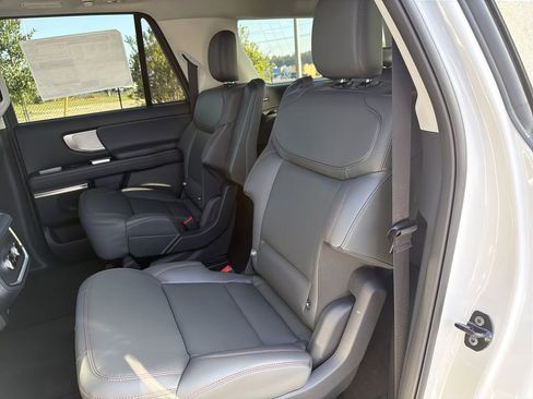New 2025 Ford Expedition Max Active RWD image 16