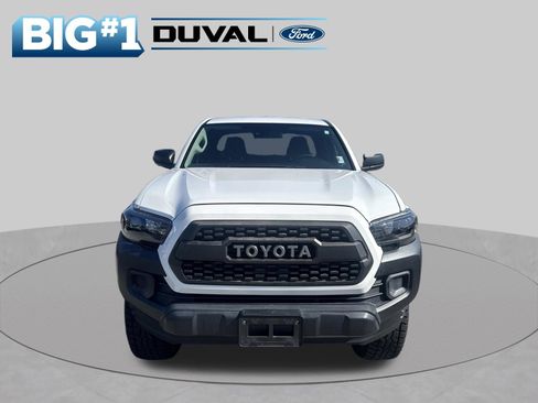 Used 2018 Toyota Tacoma SR RWD image 7