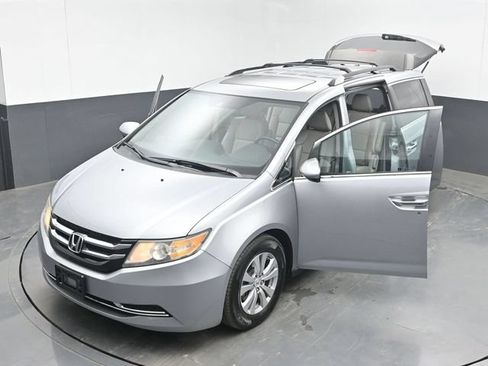 Used 2017 Honda Odyssey EX-L image 52