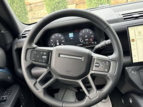 Used 2026 Land Rover Defender 110 S AWD/4WD image 22