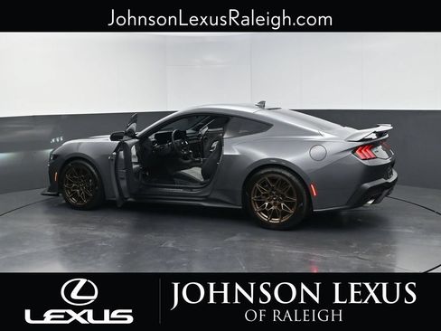 Used 2025 Ford Mustang GT Premium w/ GT Performance Package RWD image 36