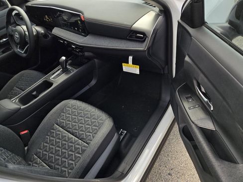 New 2026 Nissan Kicks SV image 8