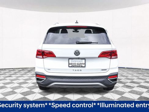 Certified 2023 Volkswagen Taos SE AWD/4WD image 9