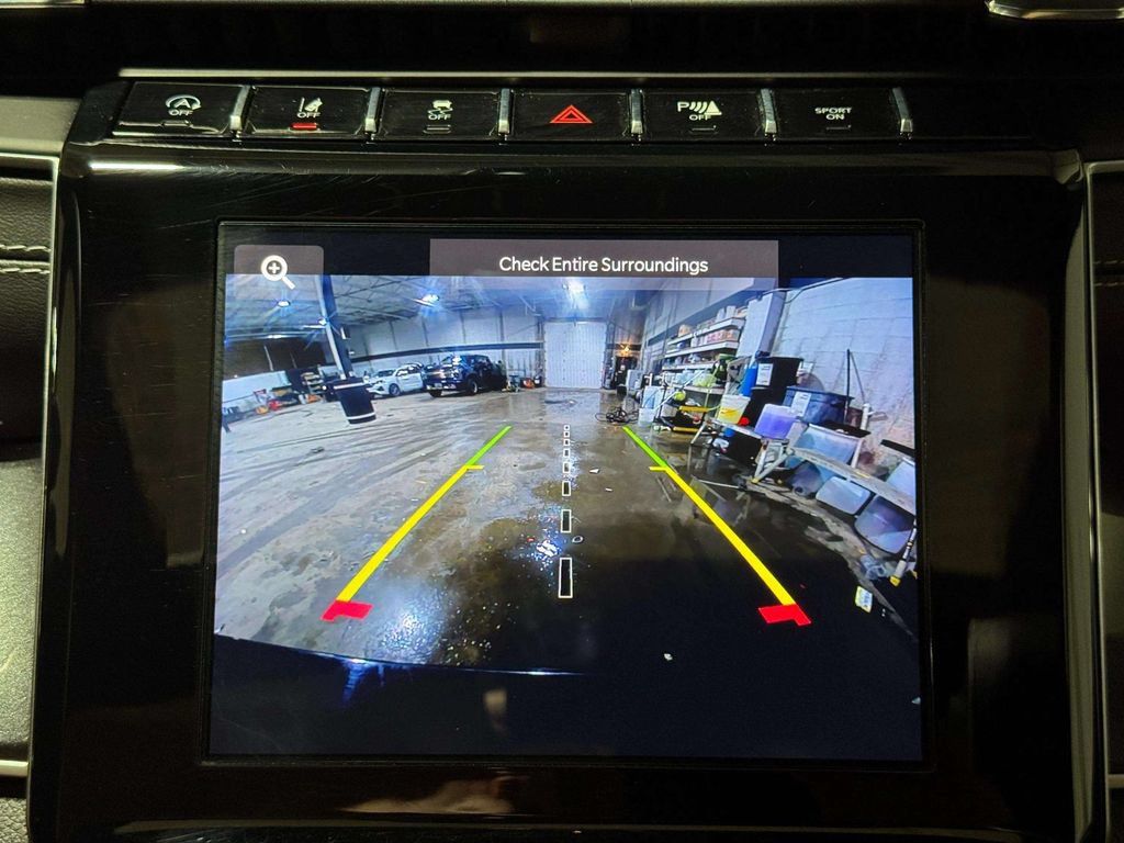 Used 2023 Jeep Grand Cherokee L Laredo AWD/4WD image 14