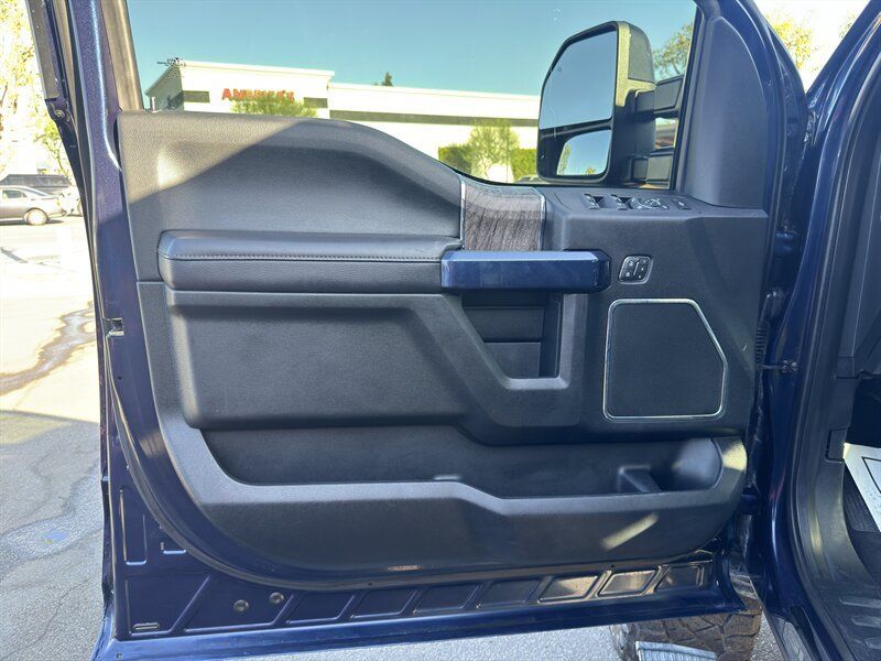 Used 2019 Ford F250 Lariat AWD/4WD image 22