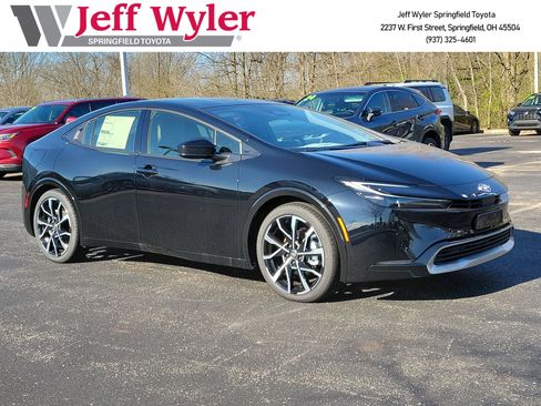 New 2026 Toyota Prius Plug-In Hybrid FWD image 1