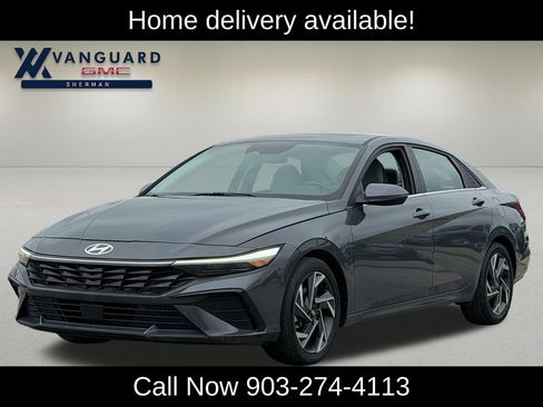 Used 2025 Hyundai Elantra Limited FWD image 3
