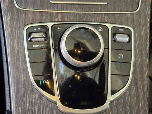 Used 2019 Mercedes-Benz C 300 Sedan image 18