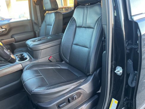 Used 2020 Chevrolet Silverado 1500 High Country image 9