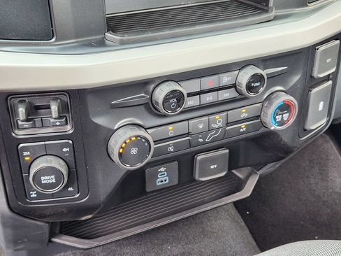 New 2026 Ford F250 XL w/ STX Appearance Package AWD/4WD image 25