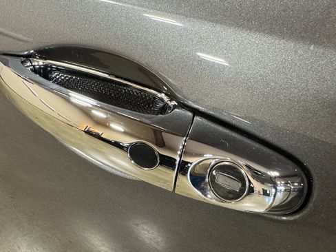 Used 2013 Bentley Mulsanne Mulliner Edition image 39