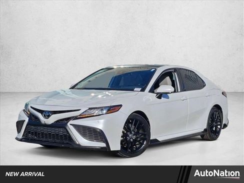 Used 2021 Toyota Camry XSE w/ Navigation Package image 1